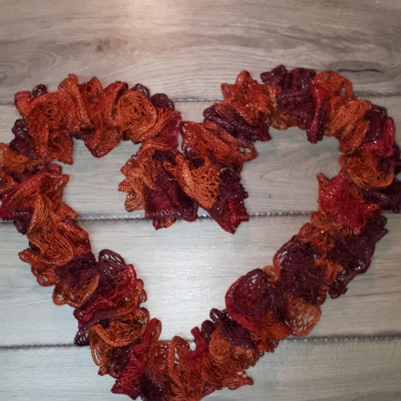 3 scarves - Picture 3 of 4